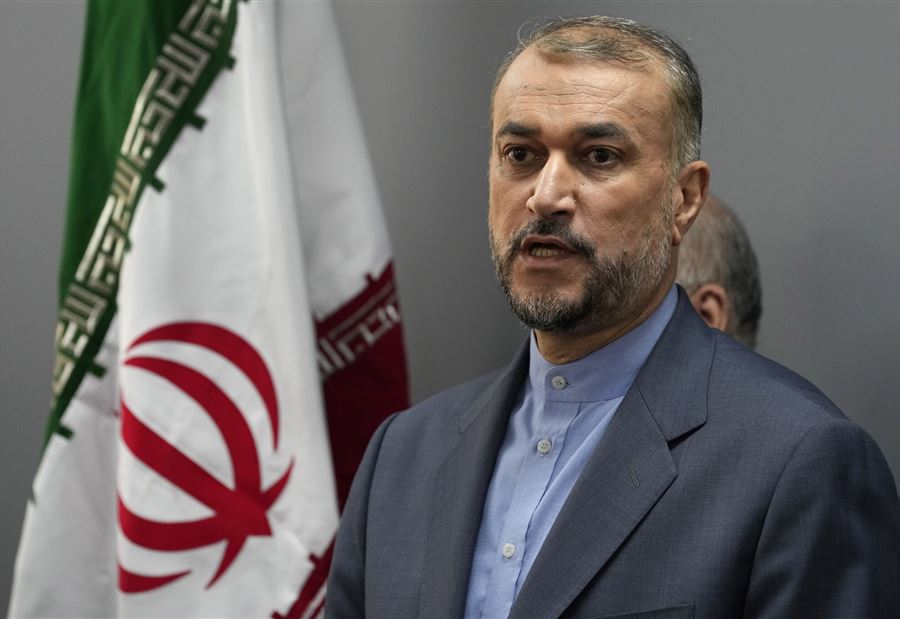 "الأصابع على الزناد"... عبد اللهيان: سيكون كل شيء ممكنًا "الأصابع على الزناد"... عبد اللهيان: سيكون كل شيء ممكنًا