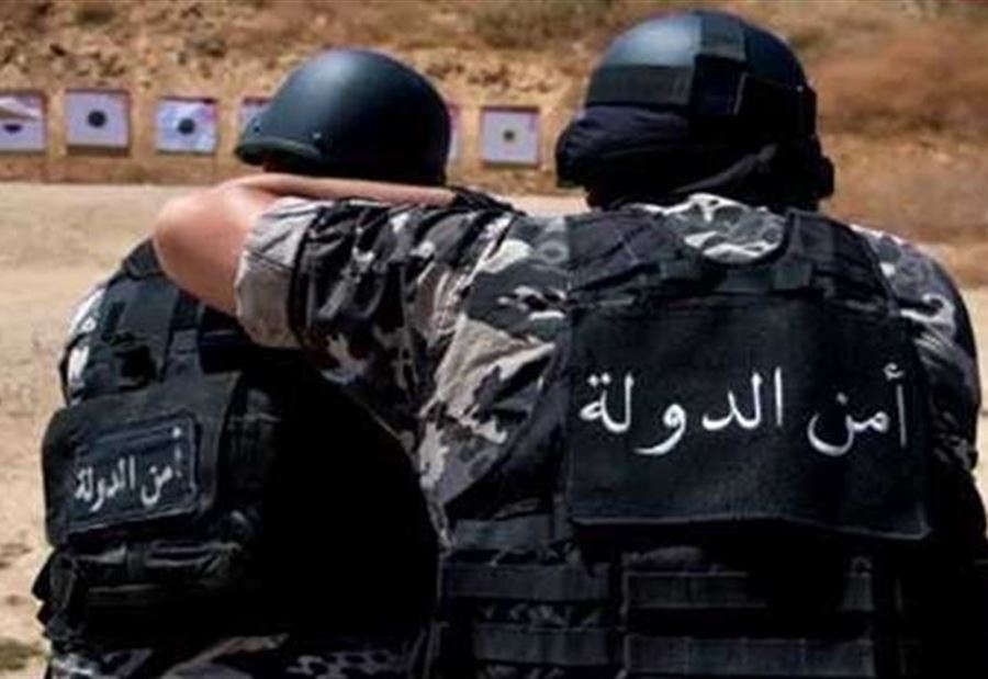 توقيف شخصين لسرقتهما محلًا في دبين 