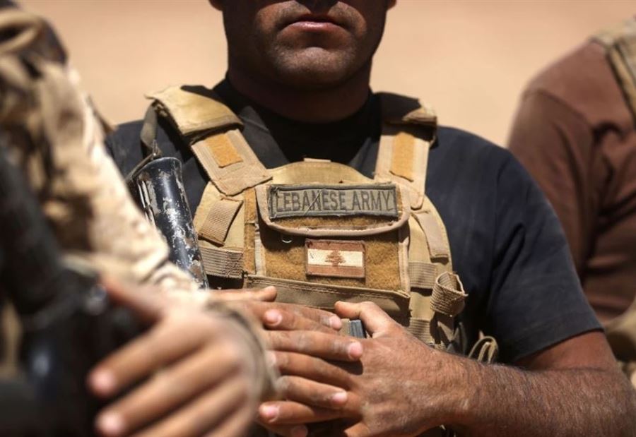 القبض على مطلوب وابنه... مداهمة للجيش في حورتعلا