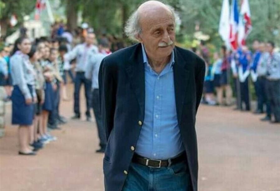 جنبلاط يمد يده للوزير غسان عطالله