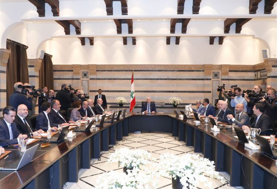 "أسوأ ما قيل من اتهامات لجلسة مجلس الوزراء!" 
