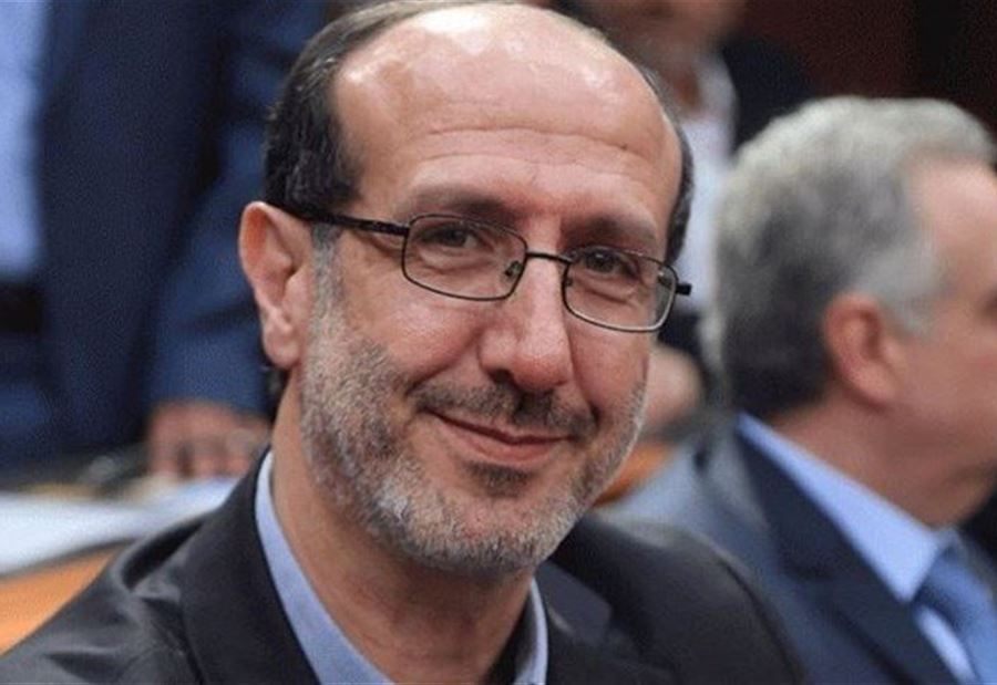 طلب من الموسوي الى قائد الجيش 