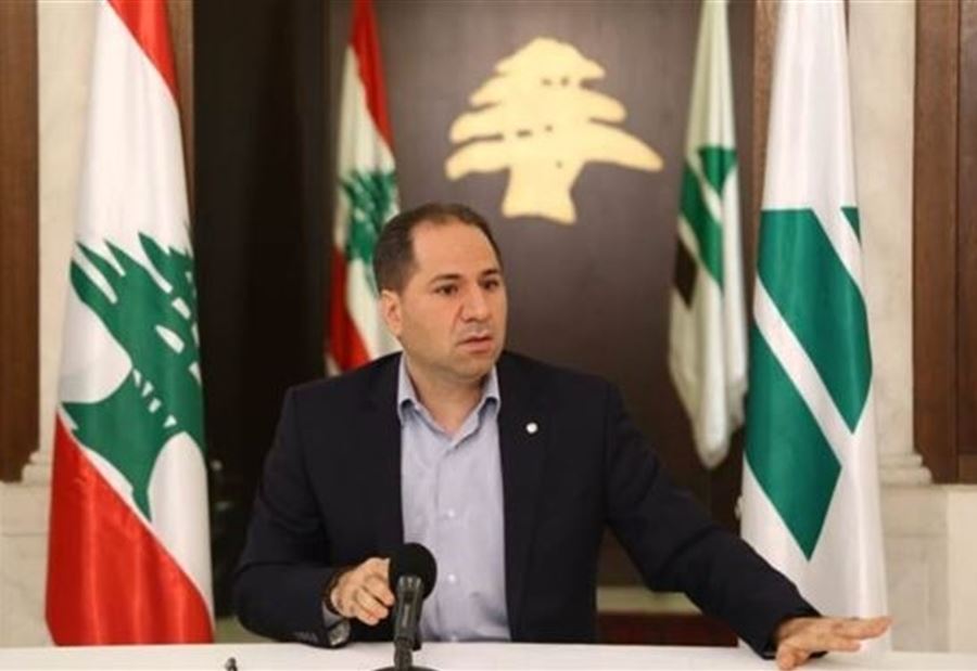 الجميّل: لبنان يغرق!
