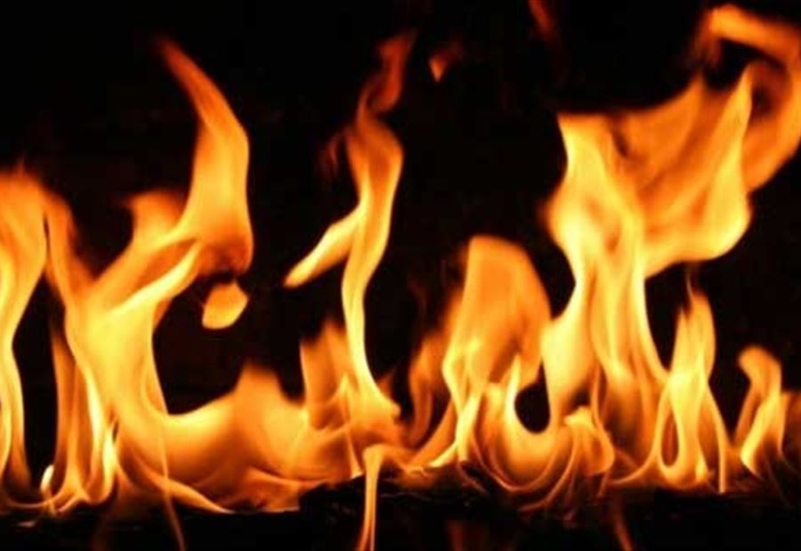 حريق ضخم في سجن القبة في طرابلس
