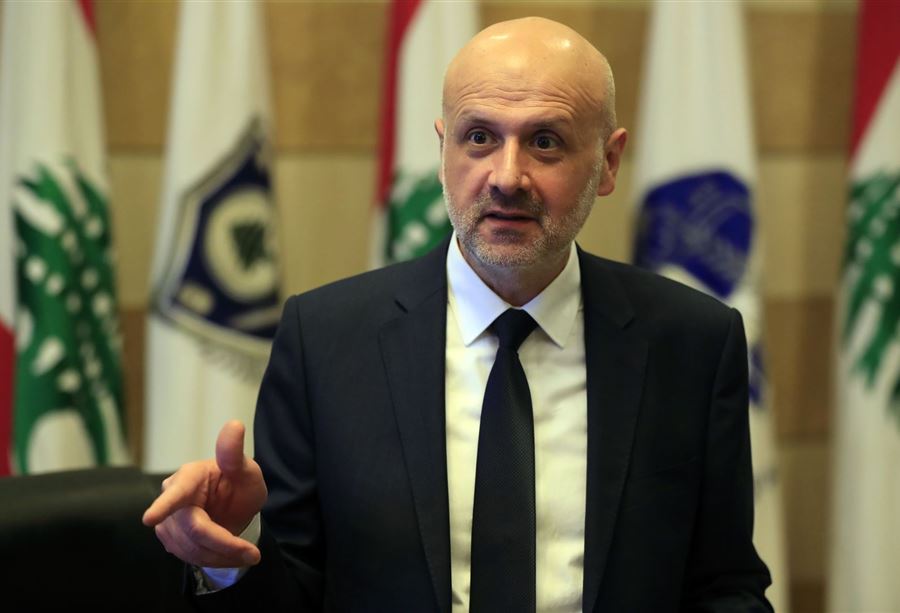 في موضوع النزوح... مولوي: نقوم بنزع الفتيل من الشارع