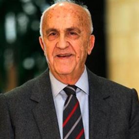 مقبل بحث مع جونز تسليح الجيش والاوضاع العامة