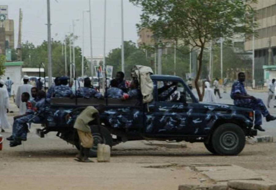 السودان يحرر عشرات الرهائن من تجار البشر السودان يحرر عشرات الرهائن من تجار البشر