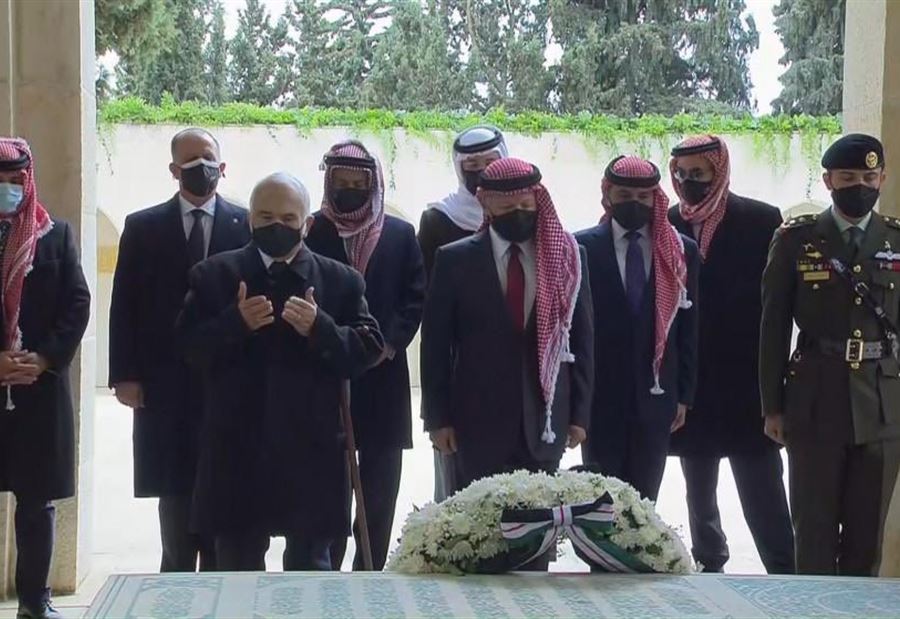 أول ظهور للملك عبدالله والأمير حمزة منذ بدء الخلاف بينهما