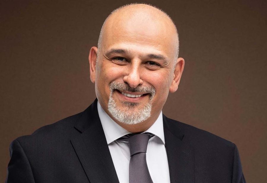 بعد 14 سنة... جمال سليمان فوق سوريا: "والله اشتقنا يا شام"! (فيديو)
