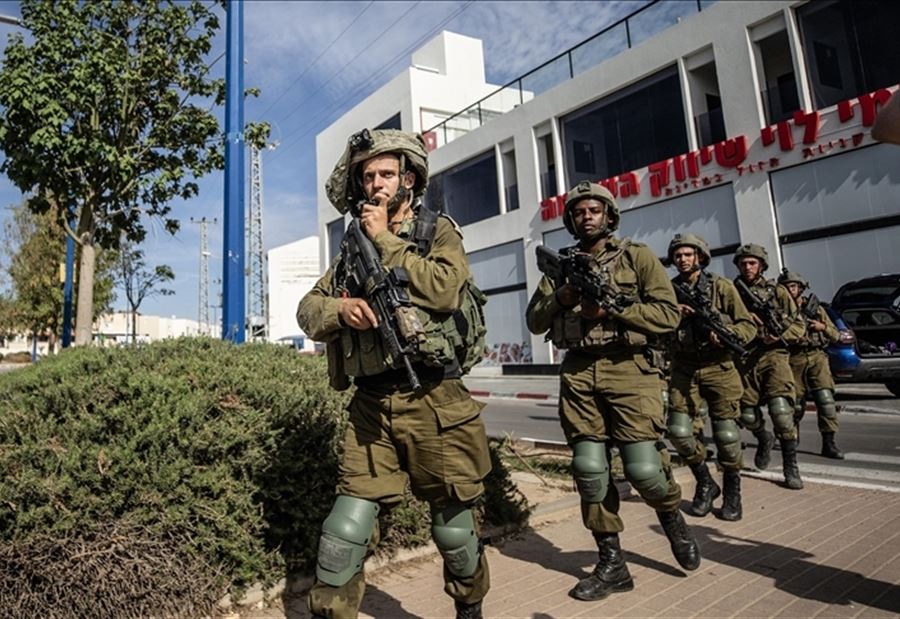 "14 مجموعة"... اسرائيل تحبط عملية تهريب للسلاح في غور الأردن! 