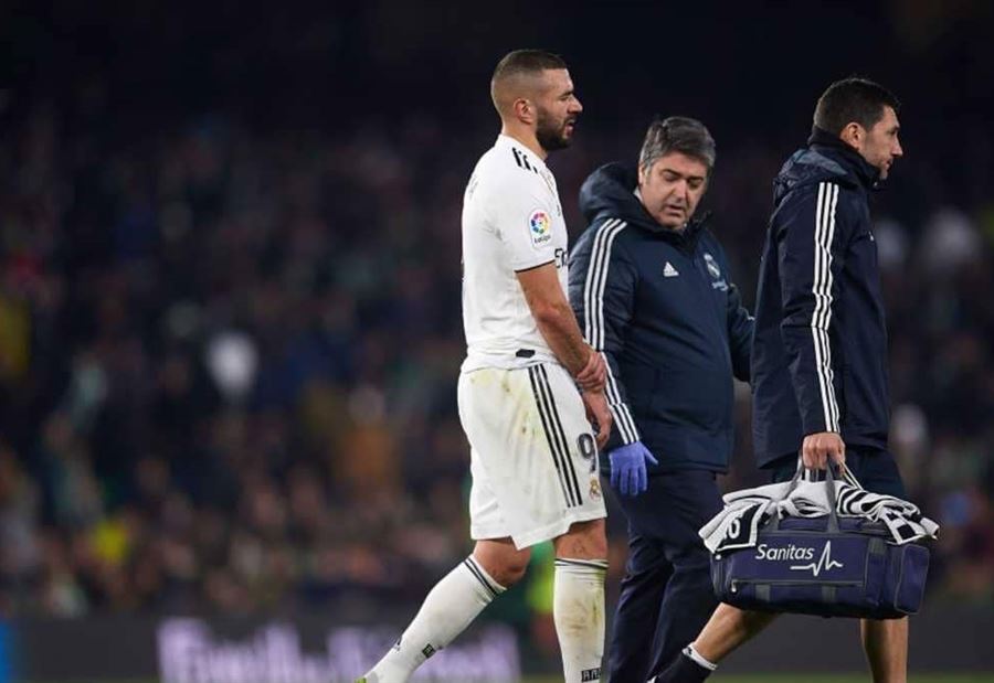 بنزيمة ينضم لقائمة مصابي ريال مدريد