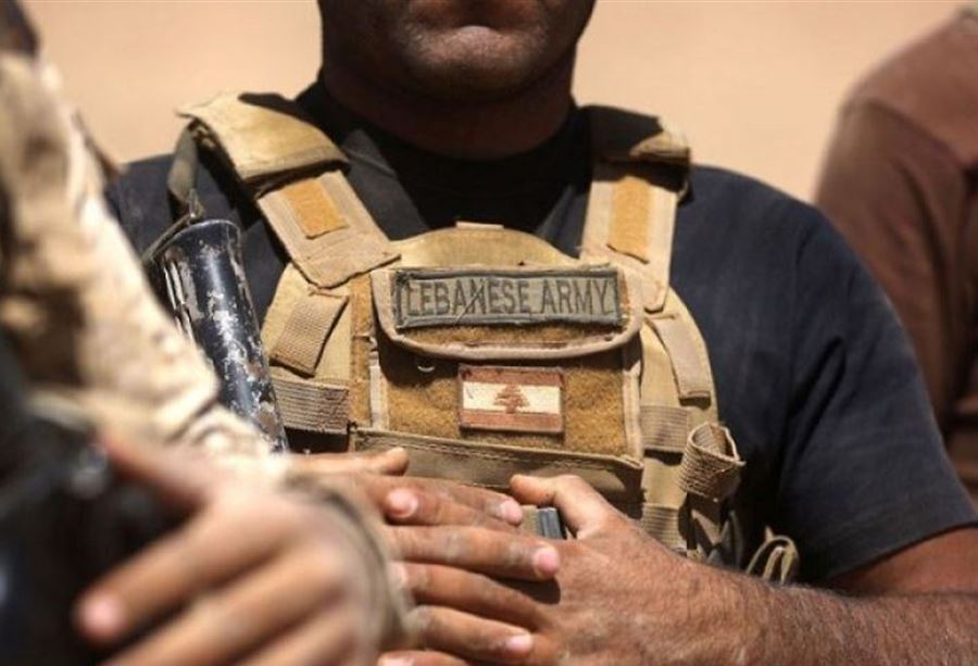 حاولوا تهريب مواد غذائية..فوقعوا بقبضة الجيش 