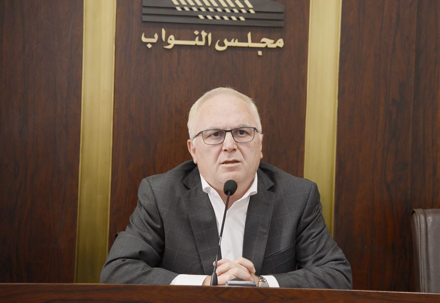 "أحلام يقظة"... ضاهر: زمن المكرمات الملكيّة قد ولّى