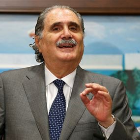 جريصاتي يكشف معنى التصفيق وقوفًا للرئيس عون جريصاتي يكشف معنى التصفيق وقوفًا للرئيس عون