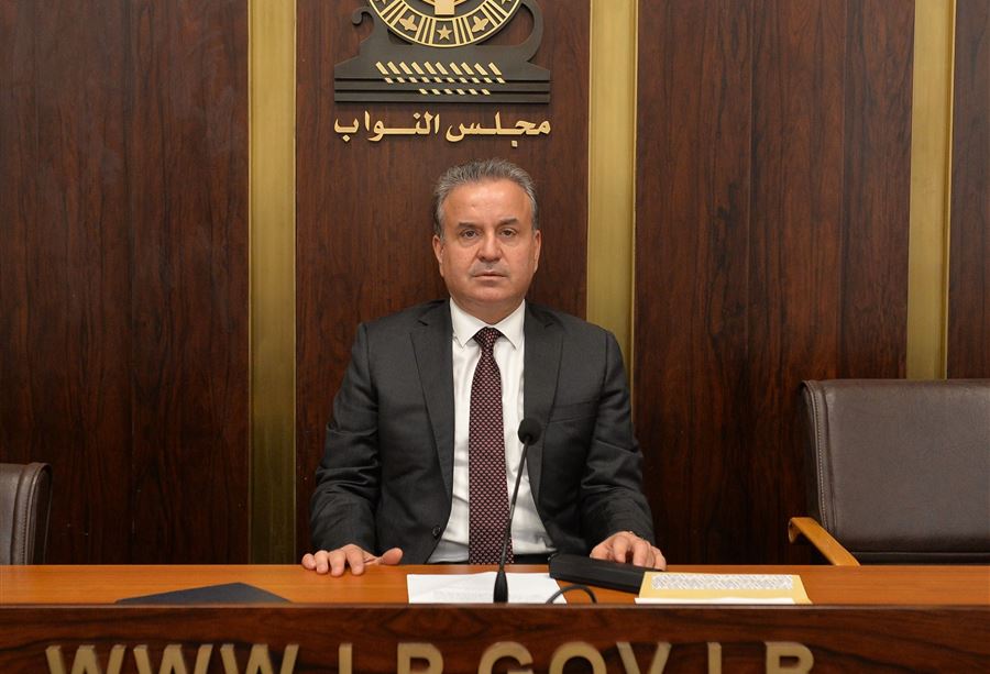 درغام: بقاء البلد أهم بكثير من تحالف مع حزب الله!