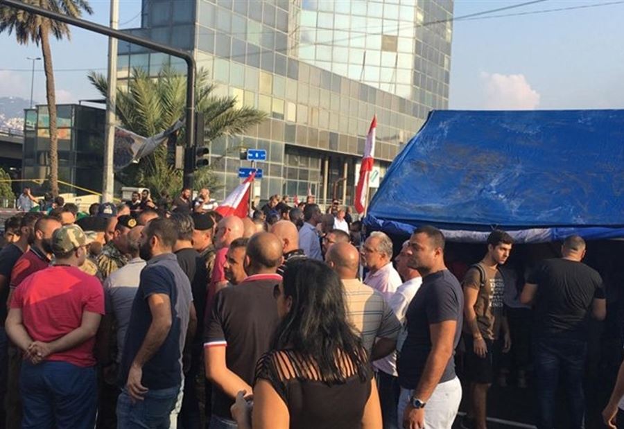 قاضٍ حاول عبور الطريق في فرن الشباك...لكن لم يفلح قاضٍ حاول عبور الطريق في فرن الشباك...لكن لم يفلح