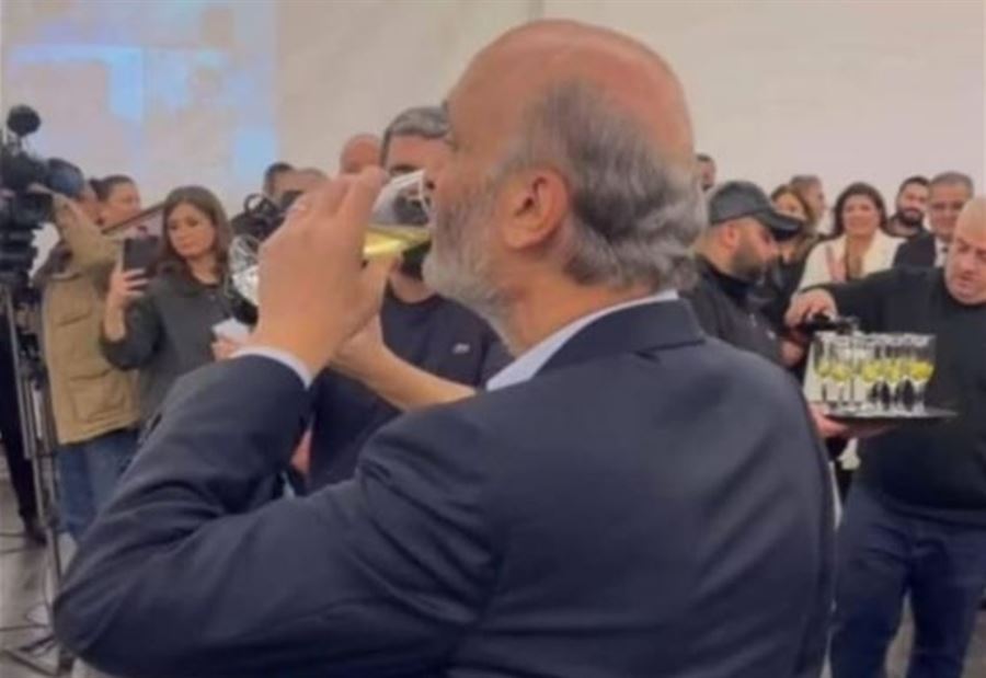 بالصورة: جعجع يحتفل بإنتخاب عون رئيساً