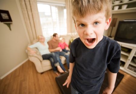 لتعديل سلوك الطفل اليكم هذه الطرق