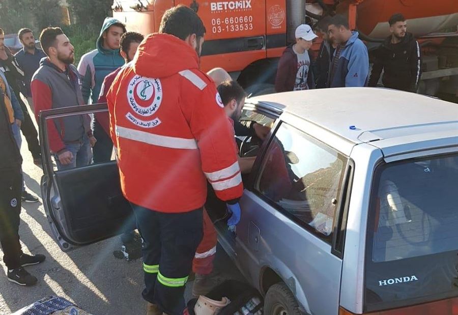 بالصورة: إصابة إمرأة بجروح بحادث سير في طرابلس