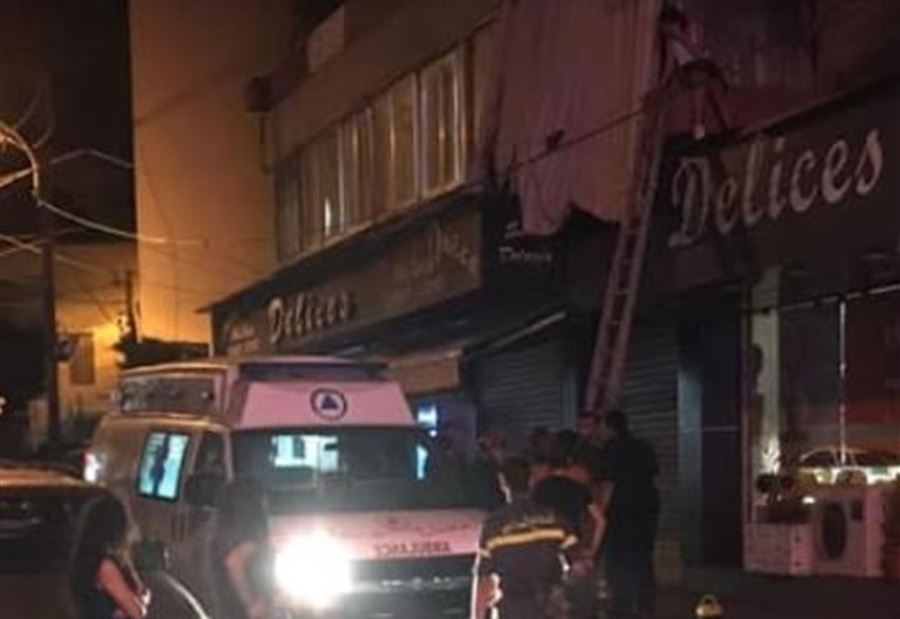 بالصور: انقاذ فتاة علقت داخل منزلها في المصيطبة