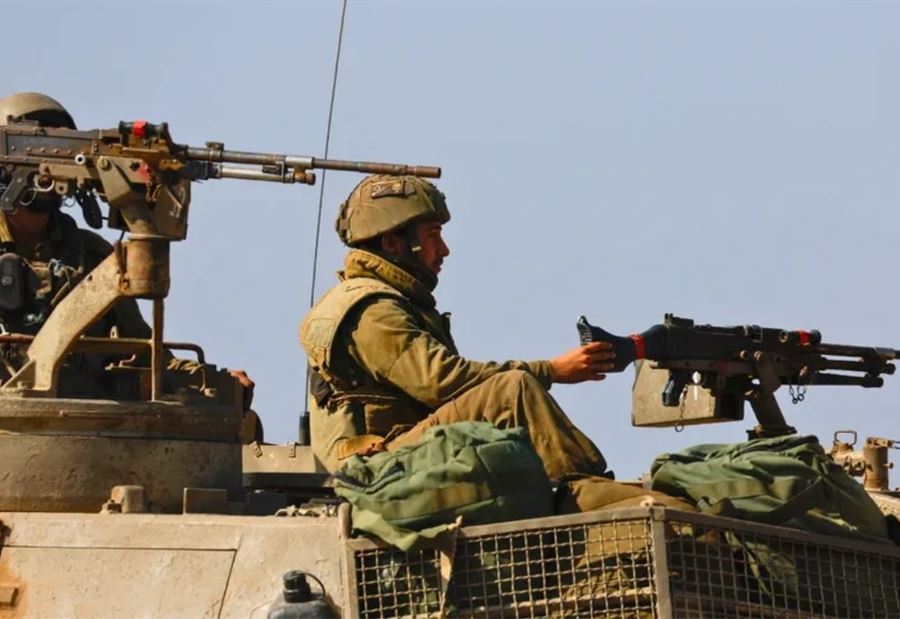 الجيش الإسرائيلي "يطلق النار" على عمال الكهرباء في الجنوب (فيديو) الجيش الإسرائيلي "يطلق النار" على عمال الكهرباء في الجنوب (فيديو)