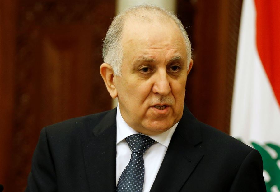 تزويرُ البطاقات الإعلامية... فهمي يؤكدُ التنسيق مع عبد الصمد 