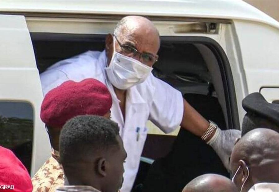 البشير "ببدلة السجن"! البشير "ببدلة السجن"!