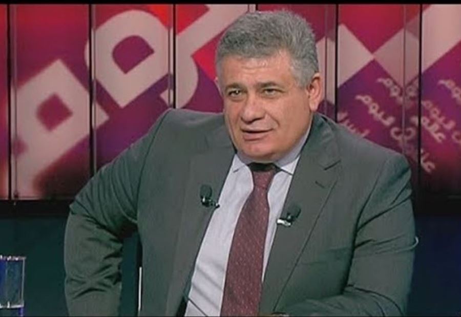 ضو: لماذا هناك من يُخَيَّر بين تعويض أو راتب تقاعدي؟ ضو: لماذا هناك من يُخَيَّر بين تعويض أو راتب تقاعدي؟