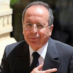 السيّد: لا أمل في البلد طالما الفاسدون هم أنفسهم