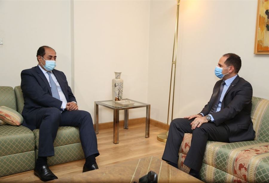 زكي يلتقي الجميّل