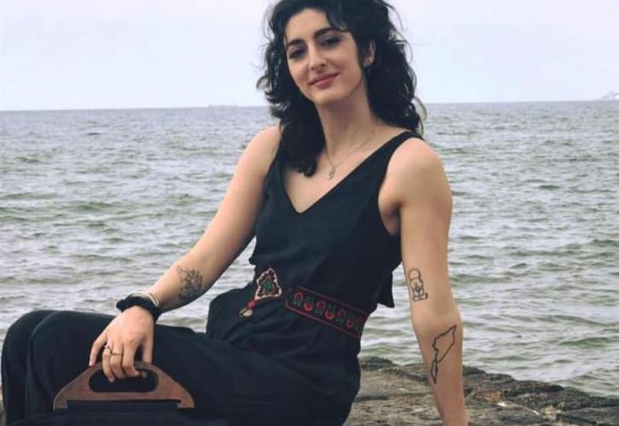 الأمن العام يُفرج عن الصحافية الأميركية ندى الحمصي 