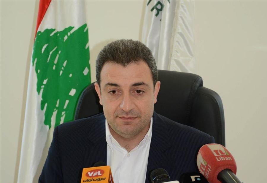  أبو فاعور يستغرب فوضى الدولار