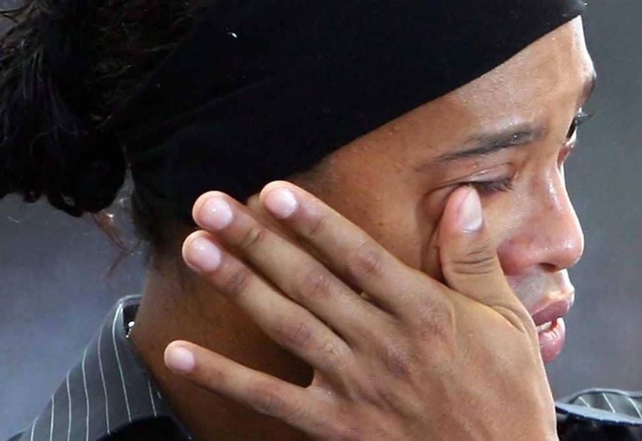نجوم الكرة.. من قمة النجومية إلى قاع الإفلاس
