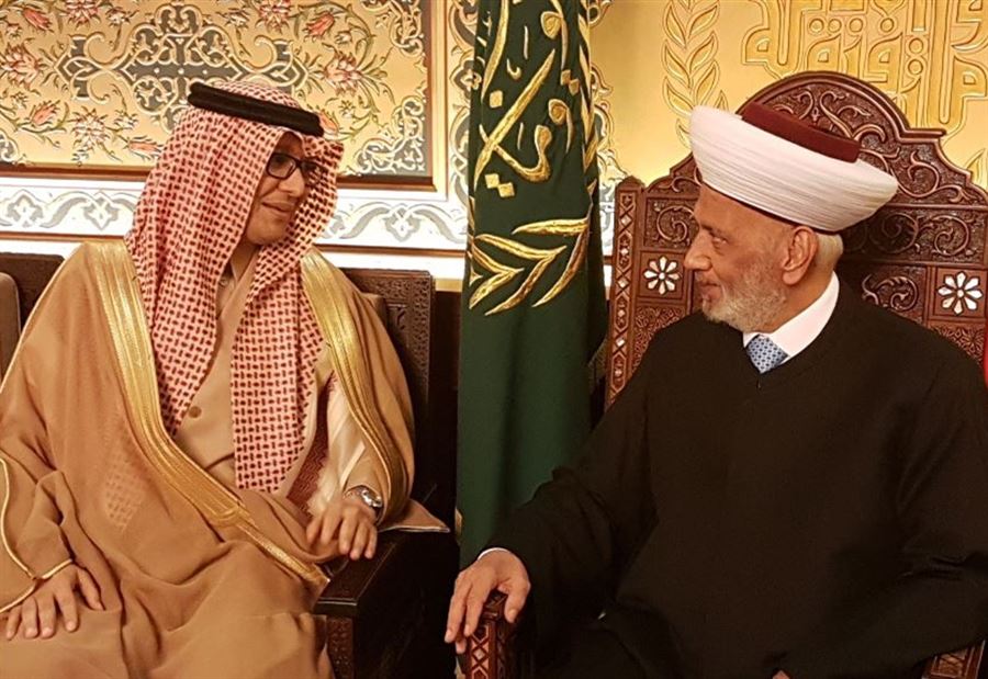 بخاري: لتعزيز التعاون بين السعودية ولبنان بخاري: لتعزيز التعاون بين السعودية ولبنان