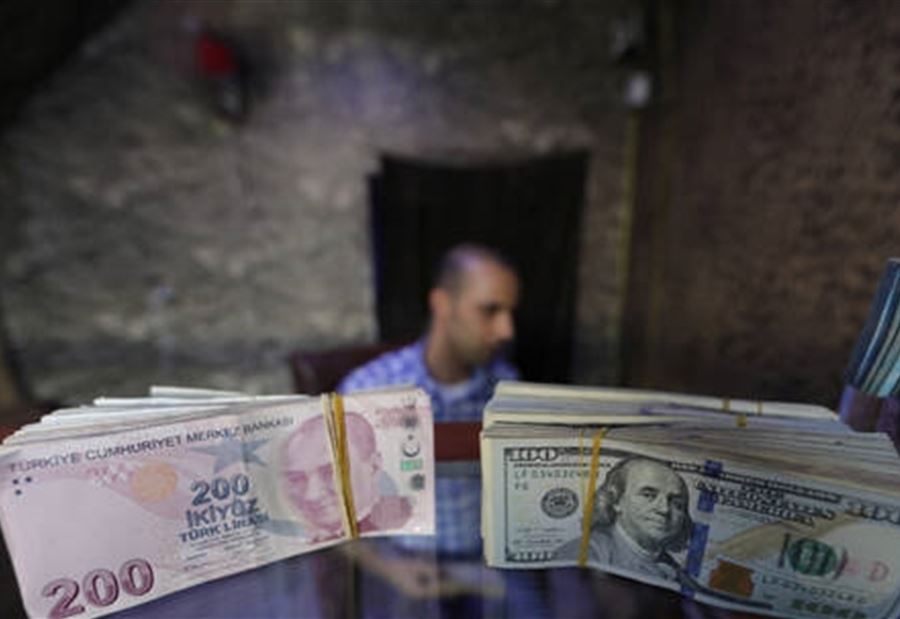 بعدَ تصريحاتِ أردوغان... اللّيرة التركية تتراجع 