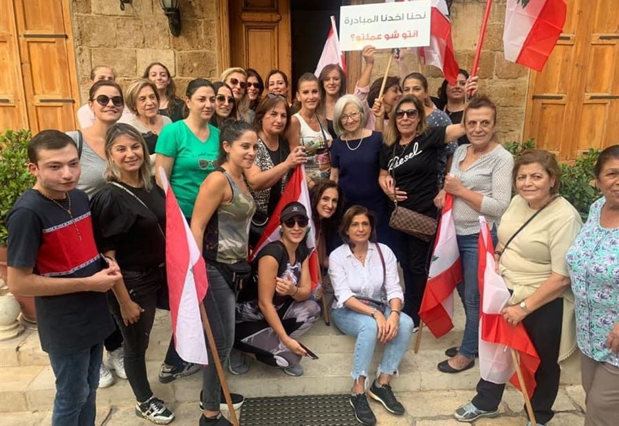 بالصور:  مناصرو "التيار" مع والدة باسيل في البترون بالصور:  مناصرو "التيار" مع والدة باسيل في البترون