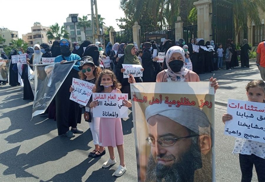 أهالي "موقوفي عبرا" يطالبون بالعفو الشامل