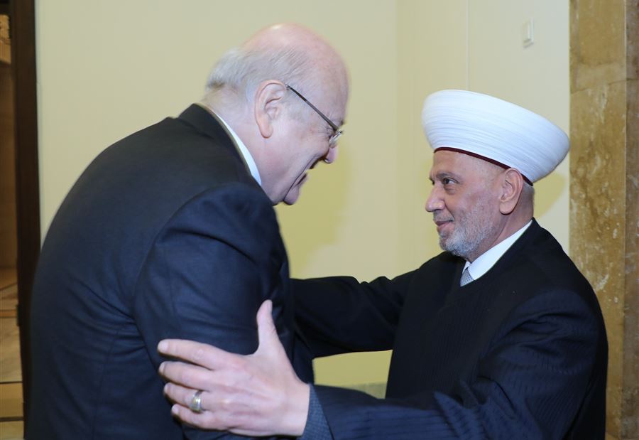 دريان ينوّه بجهود ميقاتي