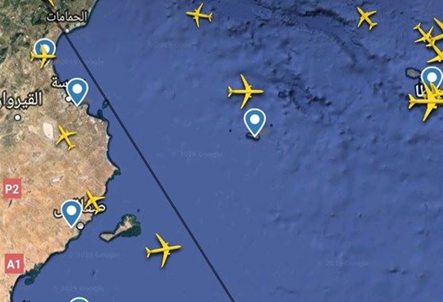 استئناف الملاحة في العاصمة الليبية بعد ضربة جوية استئناف الملاحة في العاصمة الليبية بعد ضربة جوية