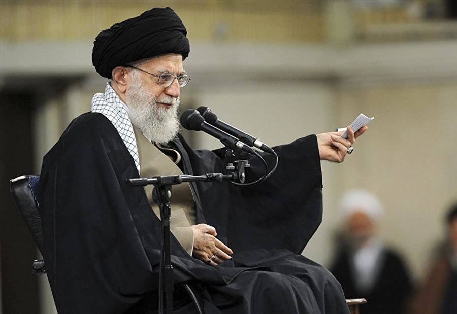 خامنئي يشيد بالثورة الايرانية: انهت عهدا من التخلف 