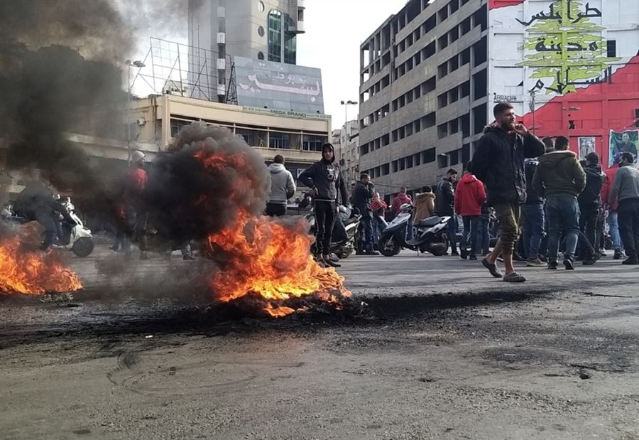 إنفجارٌ شعبي ورسائل... من وراء تحريك الشارع اللبناني؟