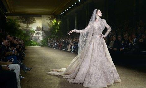 فستان زفاف لـ"إيلي صعب" بـ 300 ألف دولار يشكل صدمة لكل عروس