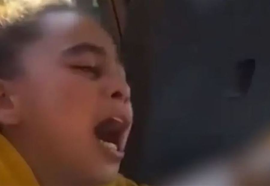 "الله يرحمك يابا".. بالفيديو: بكاء طفلة فلسطينية يدمي القلوب