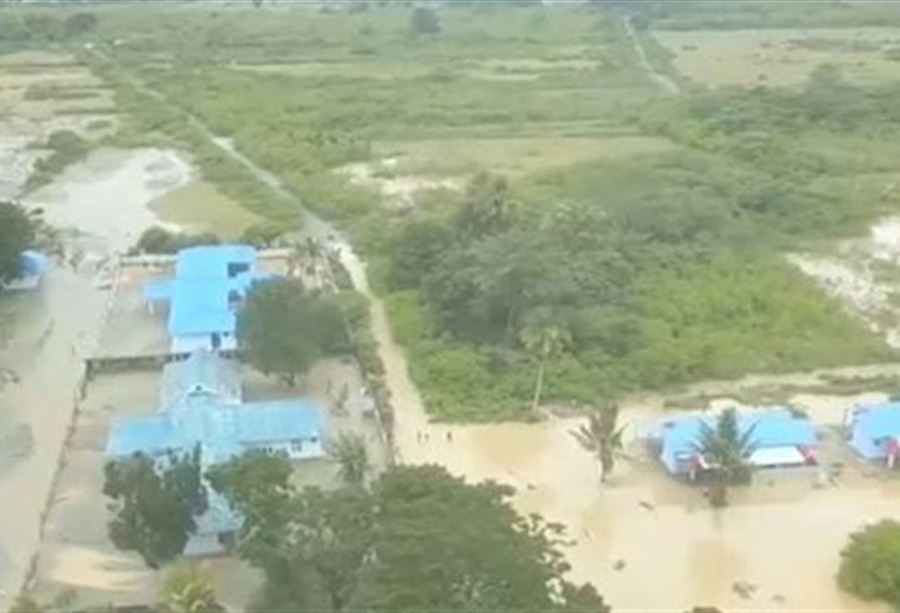 عشرات القتلى في فيضانات غزيرة بإندونيسيا