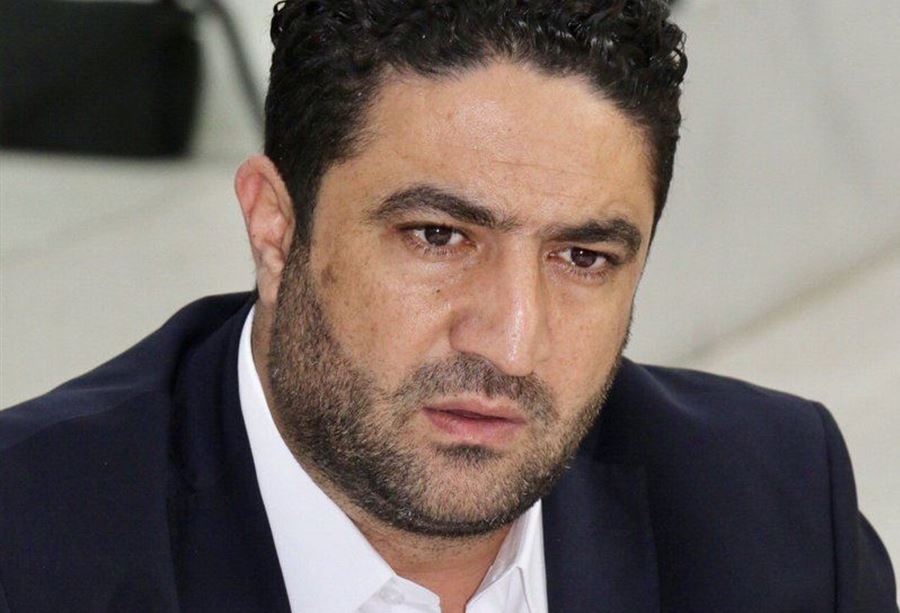 الغريب لم يعد إلى منزله!