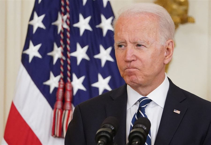 هفوة جديدة "تُلعثم" الرئيس الأميركي