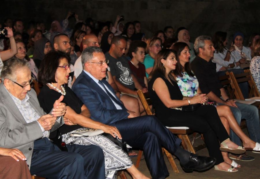 السنيورة: نحرص على إبعاد لبنان عن "ممرات الأفيال"