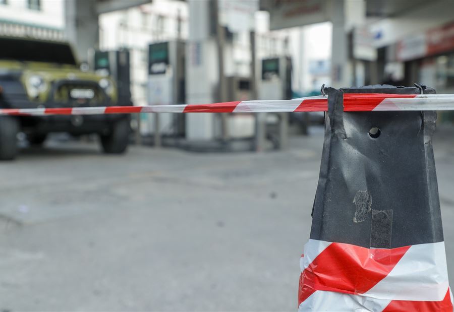 تراجع "كبير" في استهلاك البنزين... هل تقفل المحطات؟