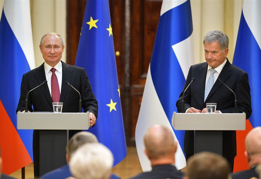 "محادثة صريحة" بين رئيسي فنلندا وروسيا 