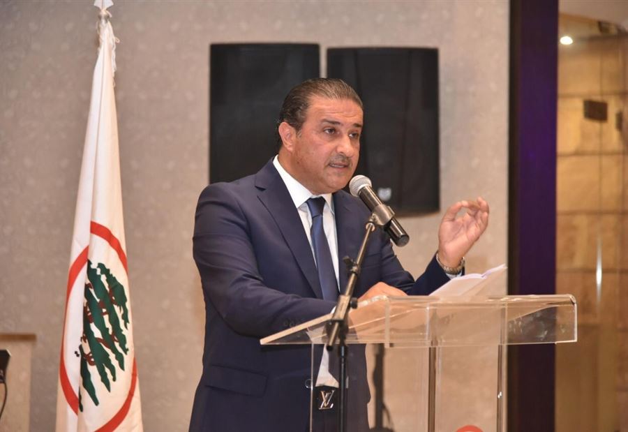 ردٌ حادٌ من سعد على الحجار 